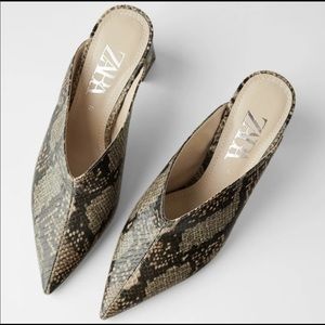 NWT Zara Snake Skin Heeled Pointed Toe Mules